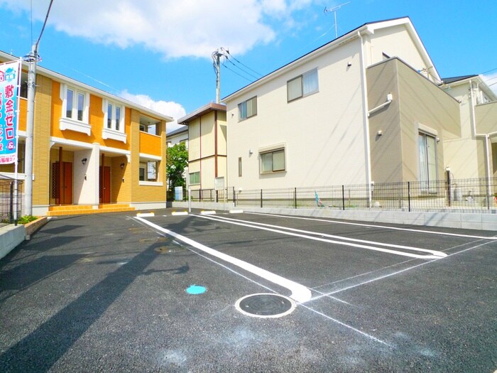 ローレルⅢの物件外観写真