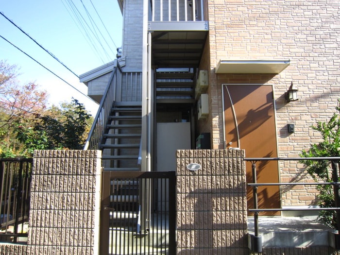 カ－サプラムの物件外観写真