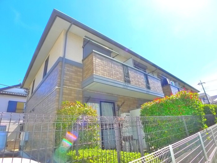 グランシャリオの物件外観写真