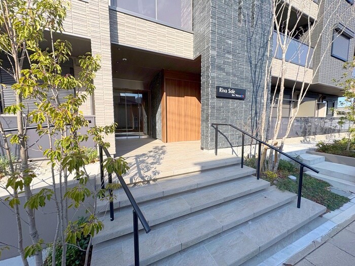 リヴァソーレの物件外観写真