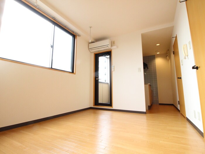 マンション倉持の物件内観写真