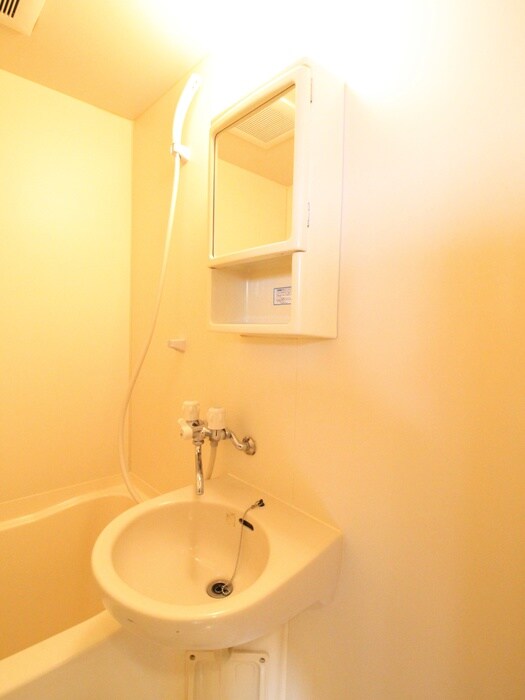 マンション倉持の物件内観写真