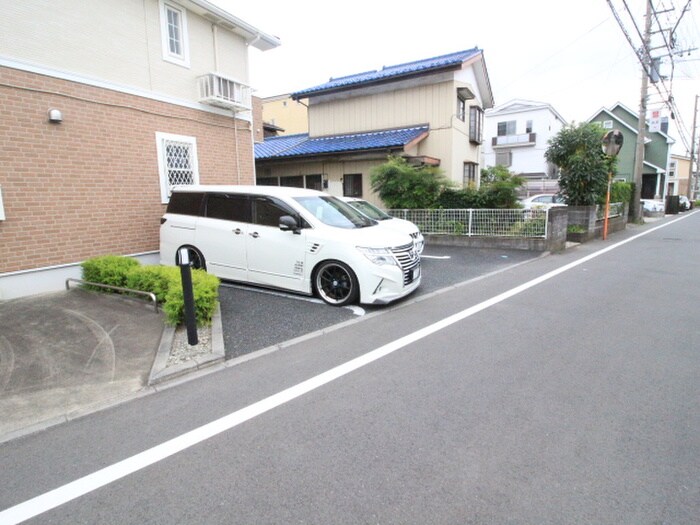 フォーレストの物件外観写真