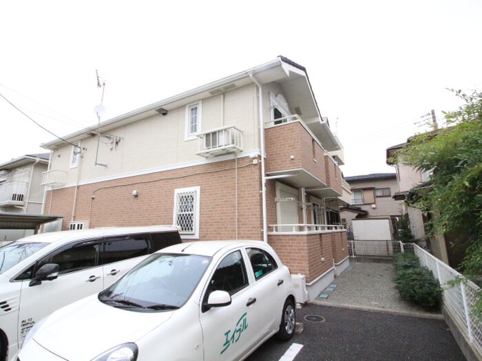 フォーレストの物件外観写真