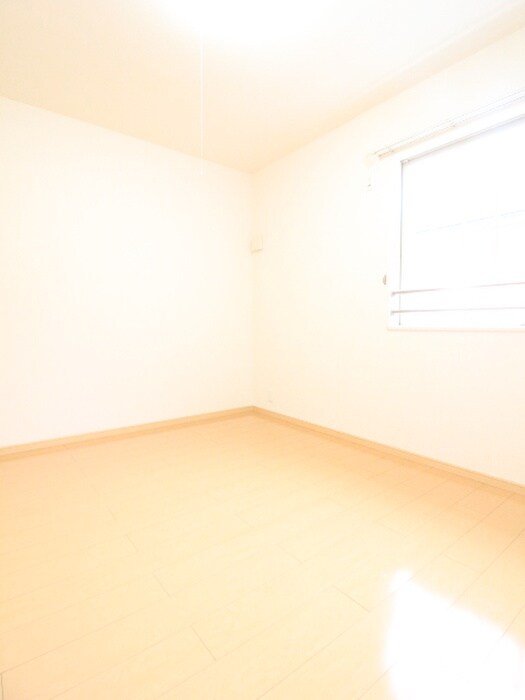 フォーレストの物件内観写真