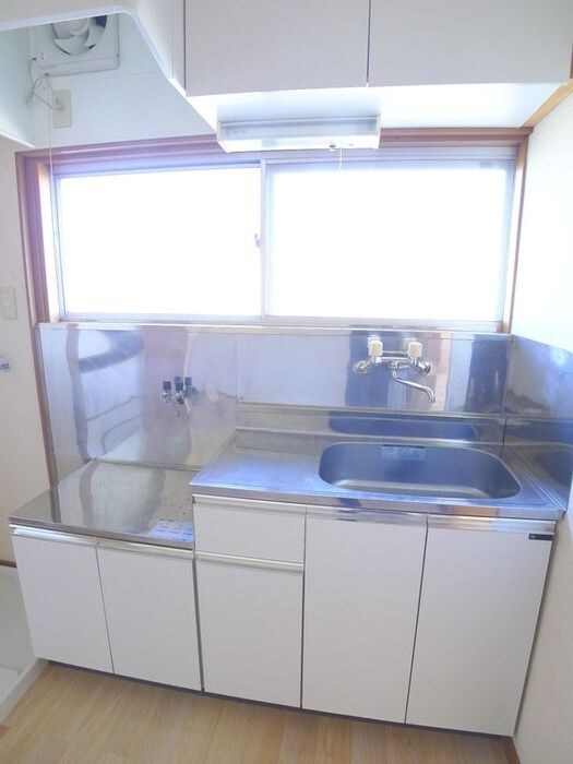 裕和荘の物件内観写真