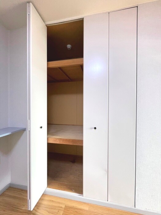 パークサイドヴィレッジの物件内観写真