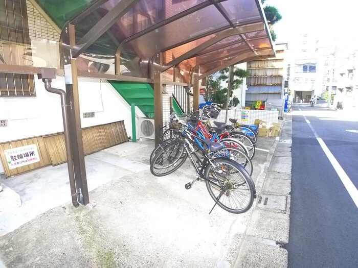 プルミエ－ルマンションの物件外観写真