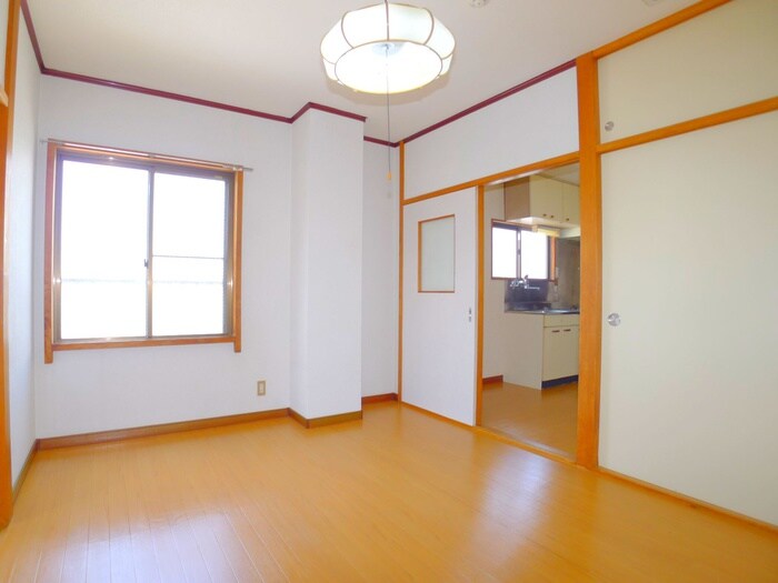 プルミエ－ルマンションの物件内観写真