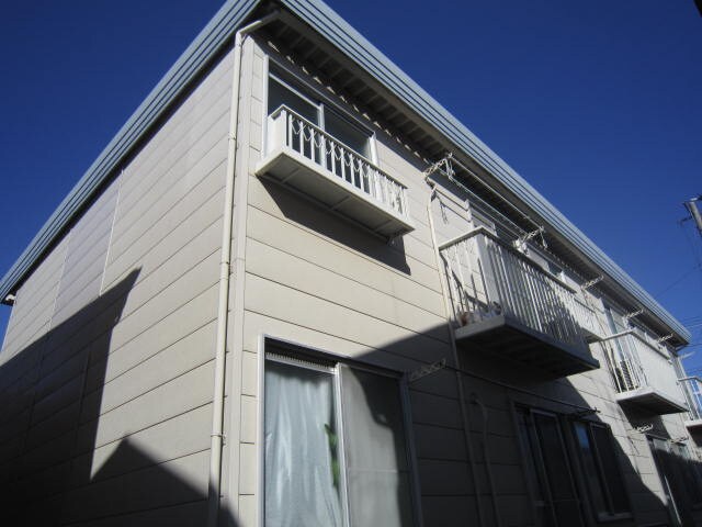 ハイツ中里の物件外観写真