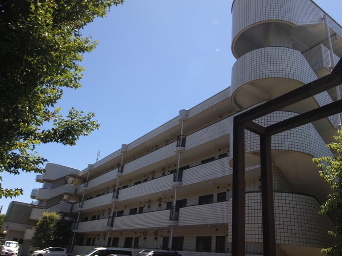 コンフォート桂台の物件外観写真