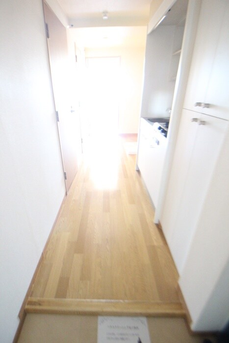 アンプル－ル　ベトン　相武台の物件内観写真