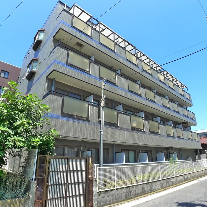 シャインドミールの物件外観写真