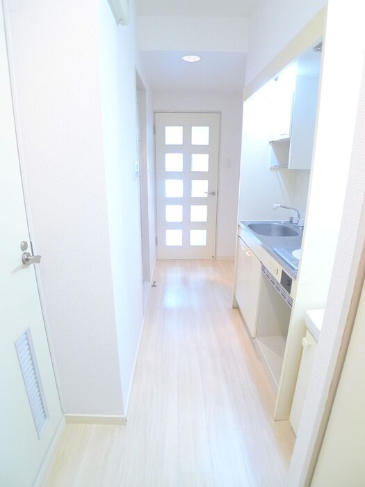 シャインドミールの物件内観写真