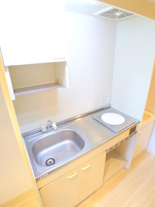 シャインドミールの物件内観写真