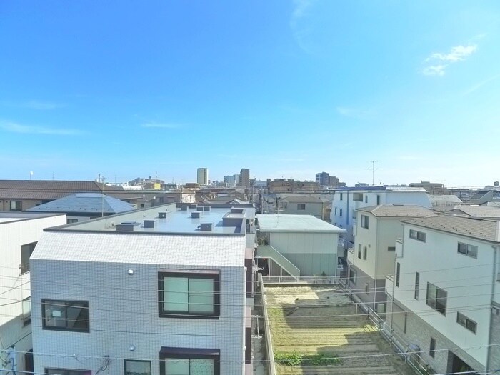 シャインドミールの物件内観写真