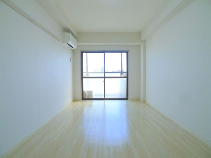 シャインドミールの物件内観写真