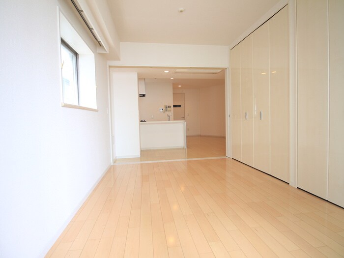 カスタリア新富町Ⅳの物件内観写真