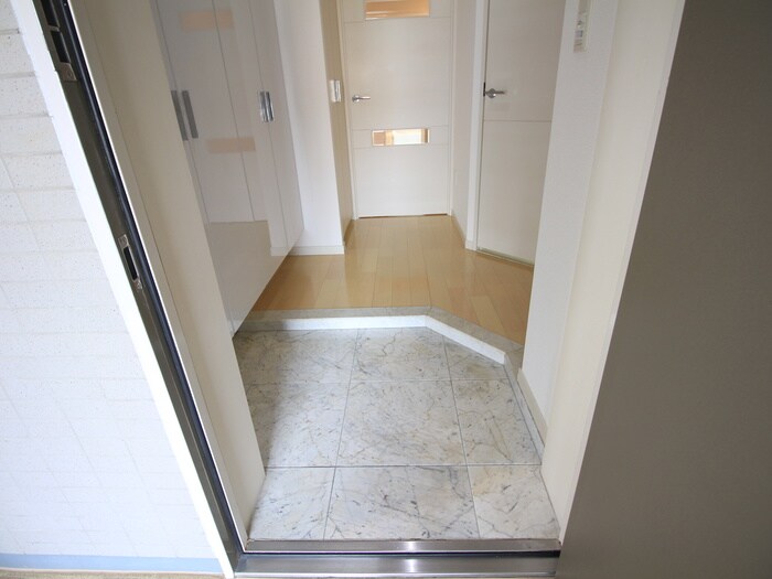 カスタリア新富町Ⅳの物件内観写真