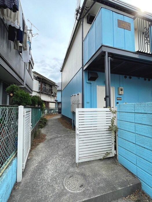 ドリームハイツ江原町　Ａ棟の物件外観写真