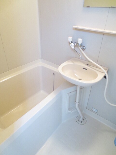 ドリームハイツ江原町　Ａ棟の物件内観写真