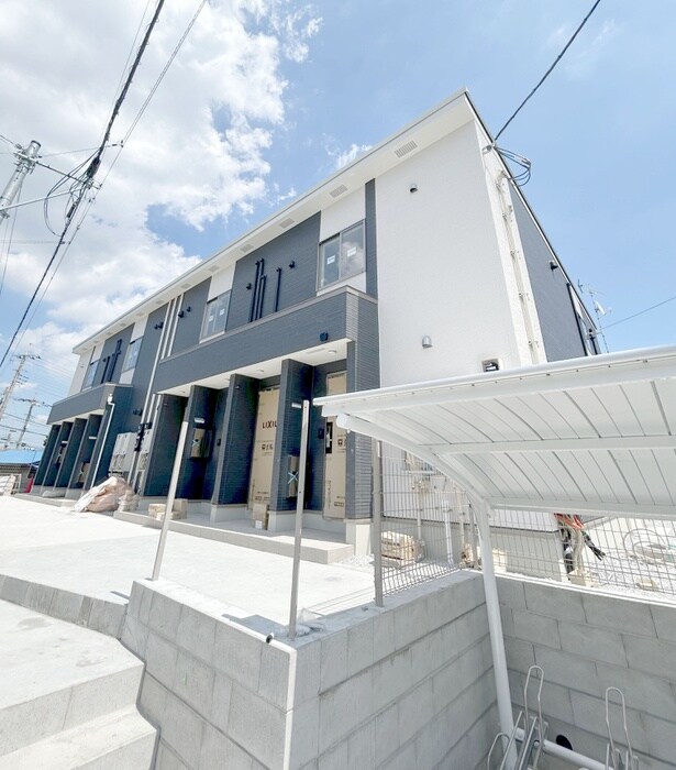 ルナフォーリアの物件外観写真