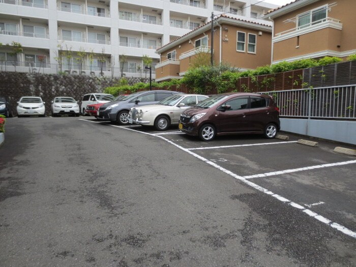 サニ－クレスト百合ヶ丘の物件外観写真