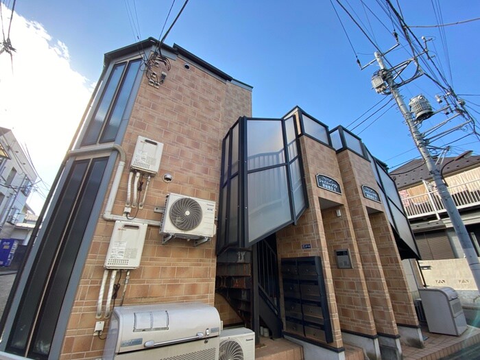 シャイニーソフト新宿落合Ａの物件外観写真