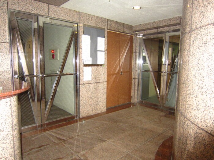 プレール中村橋(302)の物件外観写真