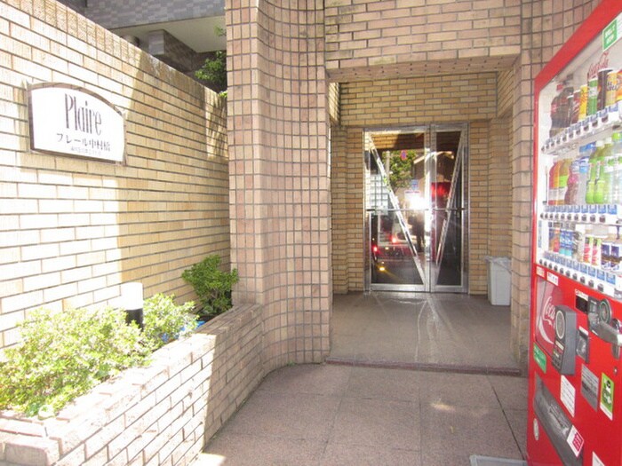 プレール中村橋(302)の物件外観写真