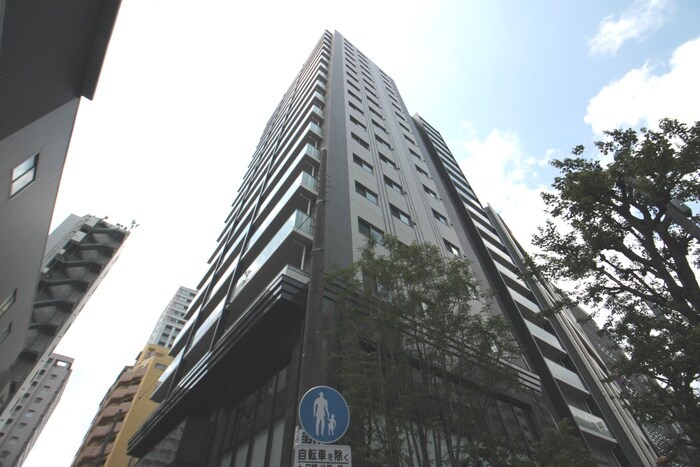 LIGHTTERRACE新宿御苑の物件外観写真