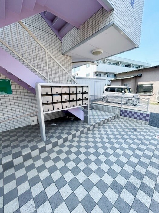 メゾンドアミの物件外観写真