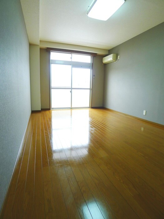 メゾンドアミの物件内観写真