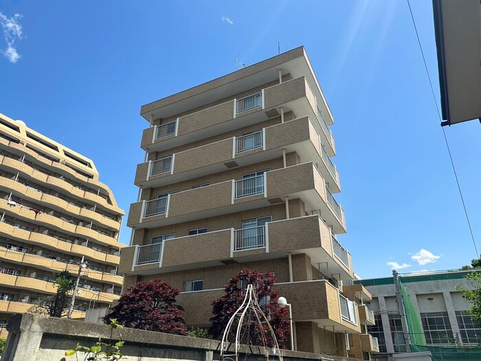 メゾン武蔵関の物件外観写真