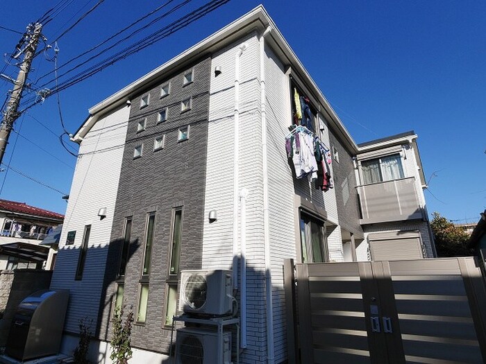 ヴィラージュ加美平の物件外観写真