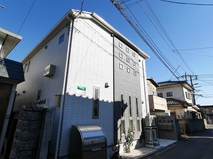 ヴィラージュ加美平の物件外観写真