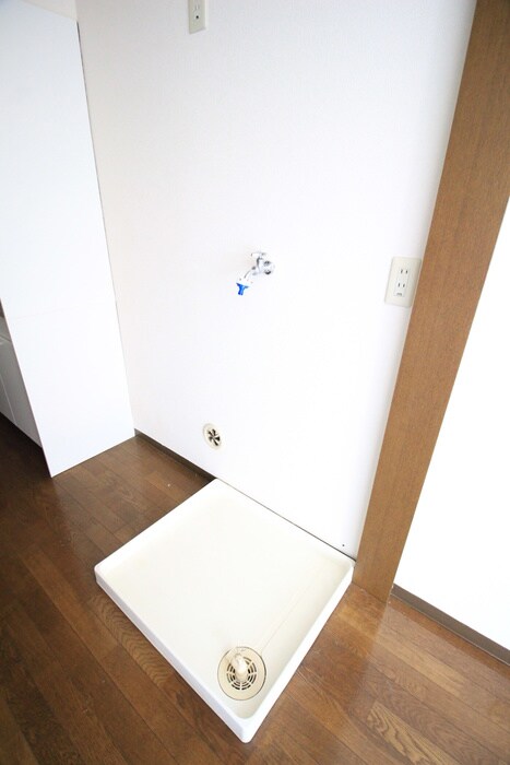 エステ－ト三ツ沢の物件内観写真