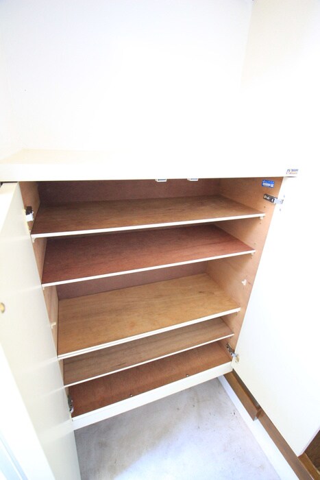 エステ－ト三ツ沢の物件内観写真