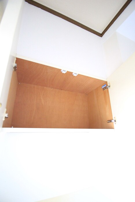 エステ－ト三ツ沢の物件内観写真