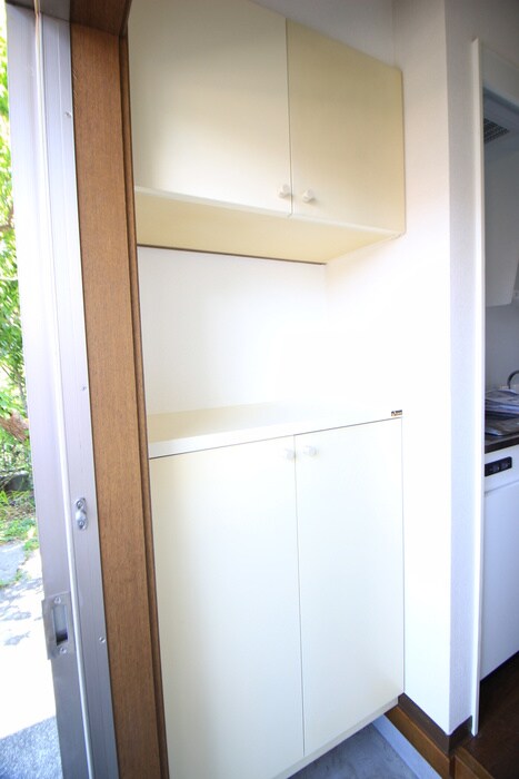 エステ－ト三ツ沢の物件内観写真