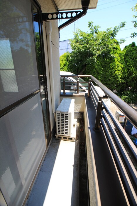 エステ－ト三ツ沢の物件内観写真