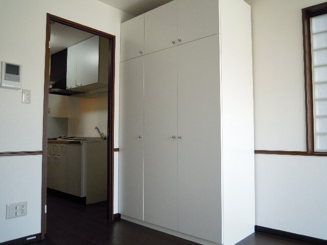 エ－デルシュロスの物件内観写真