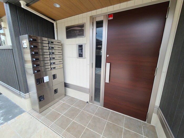 サフィールの物件外観写真