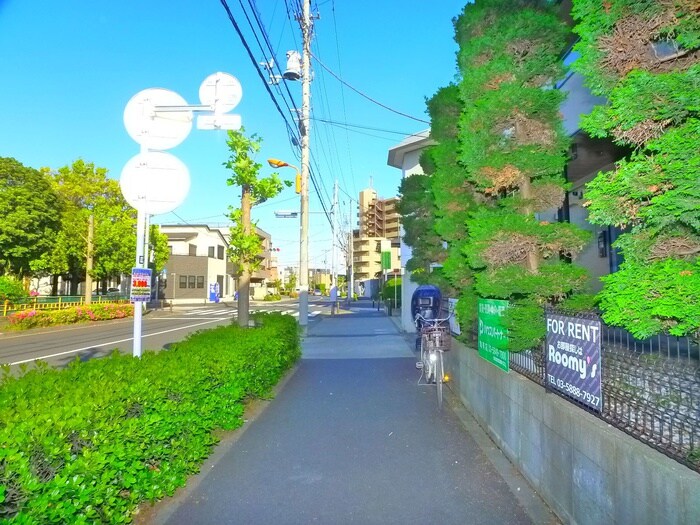 アロ－キャニオンＥの物件外観写真