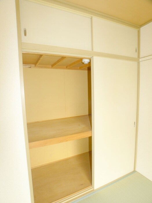 アロ－キャニオンＥの物件内観写真