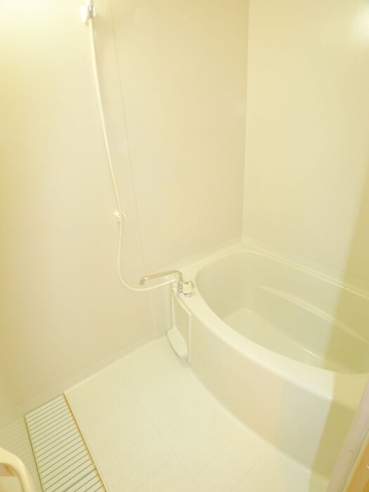 アロ－キャニオンＥの物件内観写真