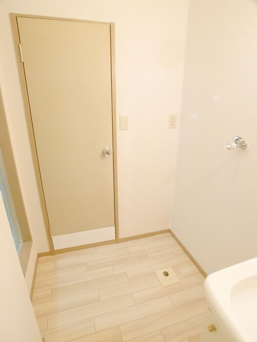 アロ－キャニオンＥの物件内観写真