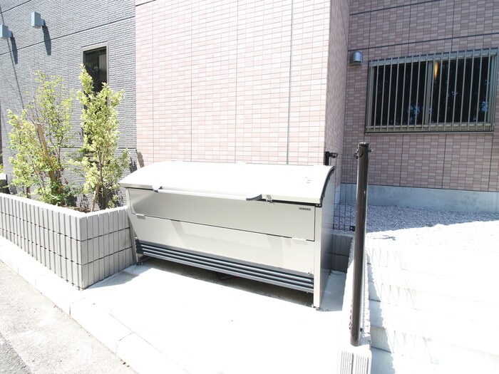 ウエストヒルズの物件外観写真