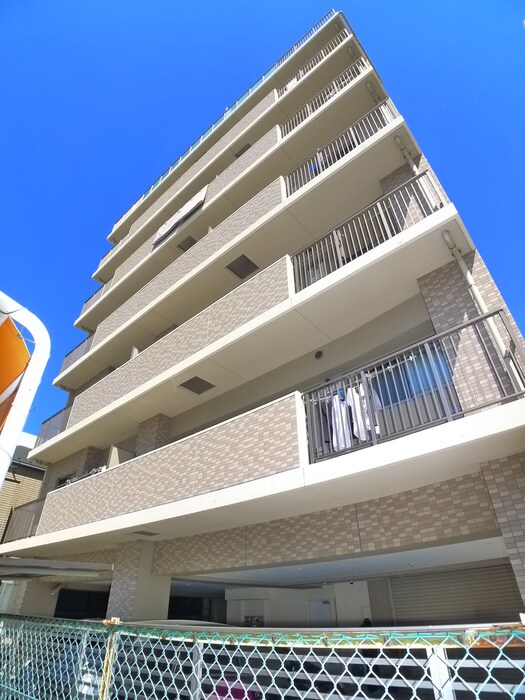 プラナス南八幡の物件外観写真