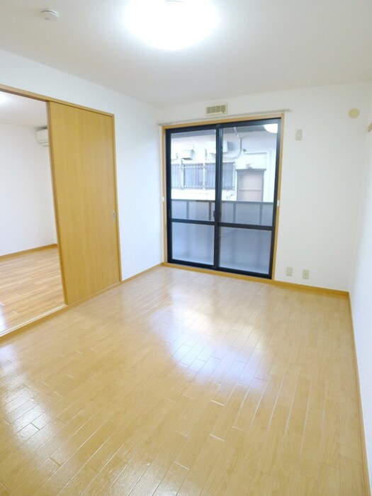 アイルリッチの物件内観写真